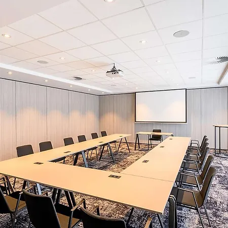 ホテル Radisson Berchem 4*