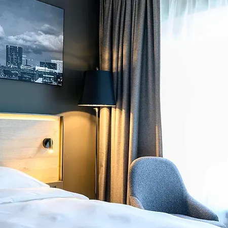 ホテル Radisson Berchem 4*