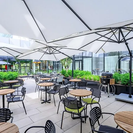 ホテル Radisson Berchem 4*